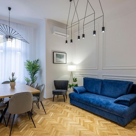 Luxurious Central 4Bedrm 3Bathrm Residence W/ Balcony Budapeşte Dış mekan fotoğraf