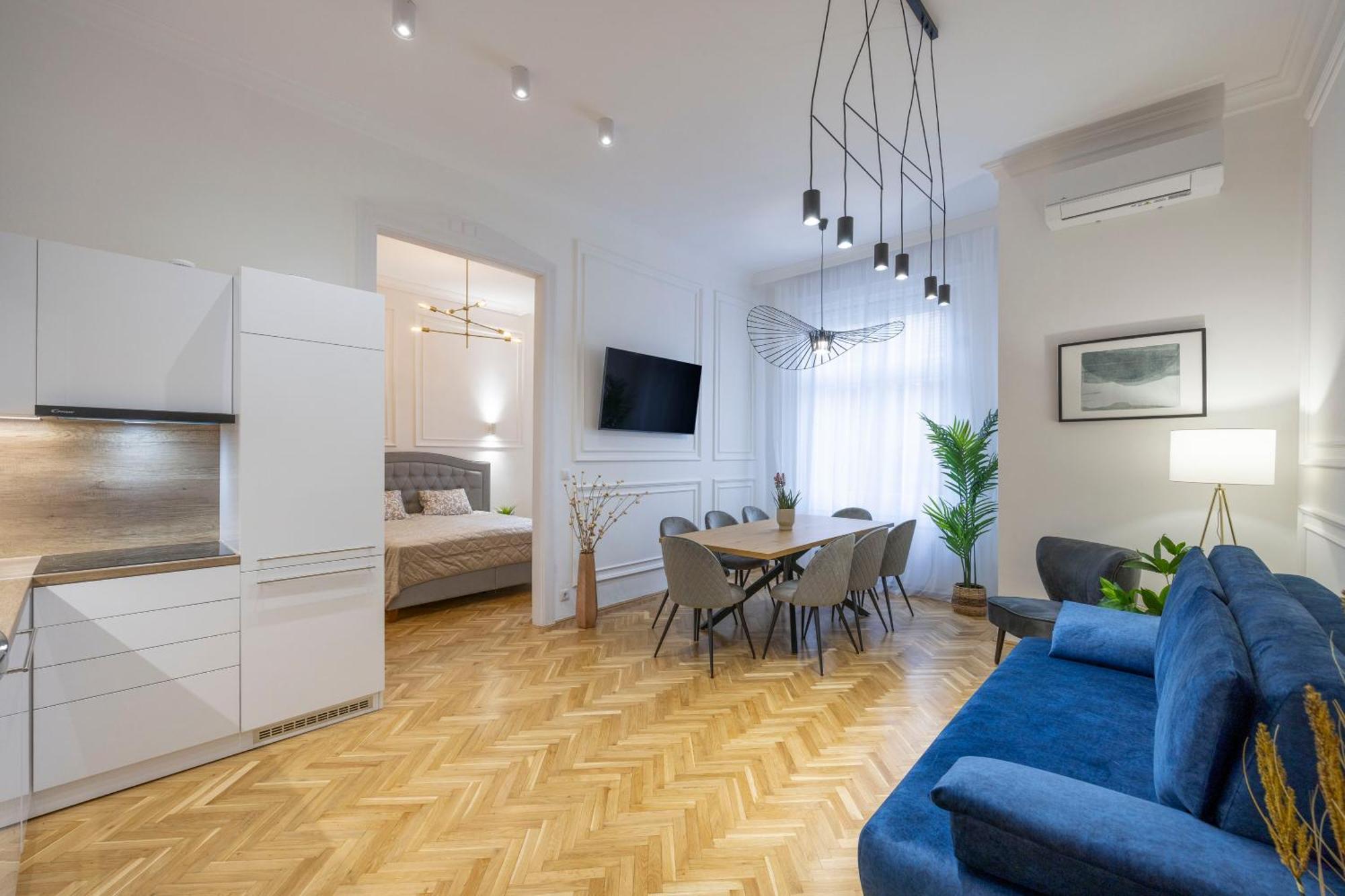 Luxurious Central 4Bedrm 3Bathrm Residence W/ Balcony Budapeşte Dış mekan fotoğraf
