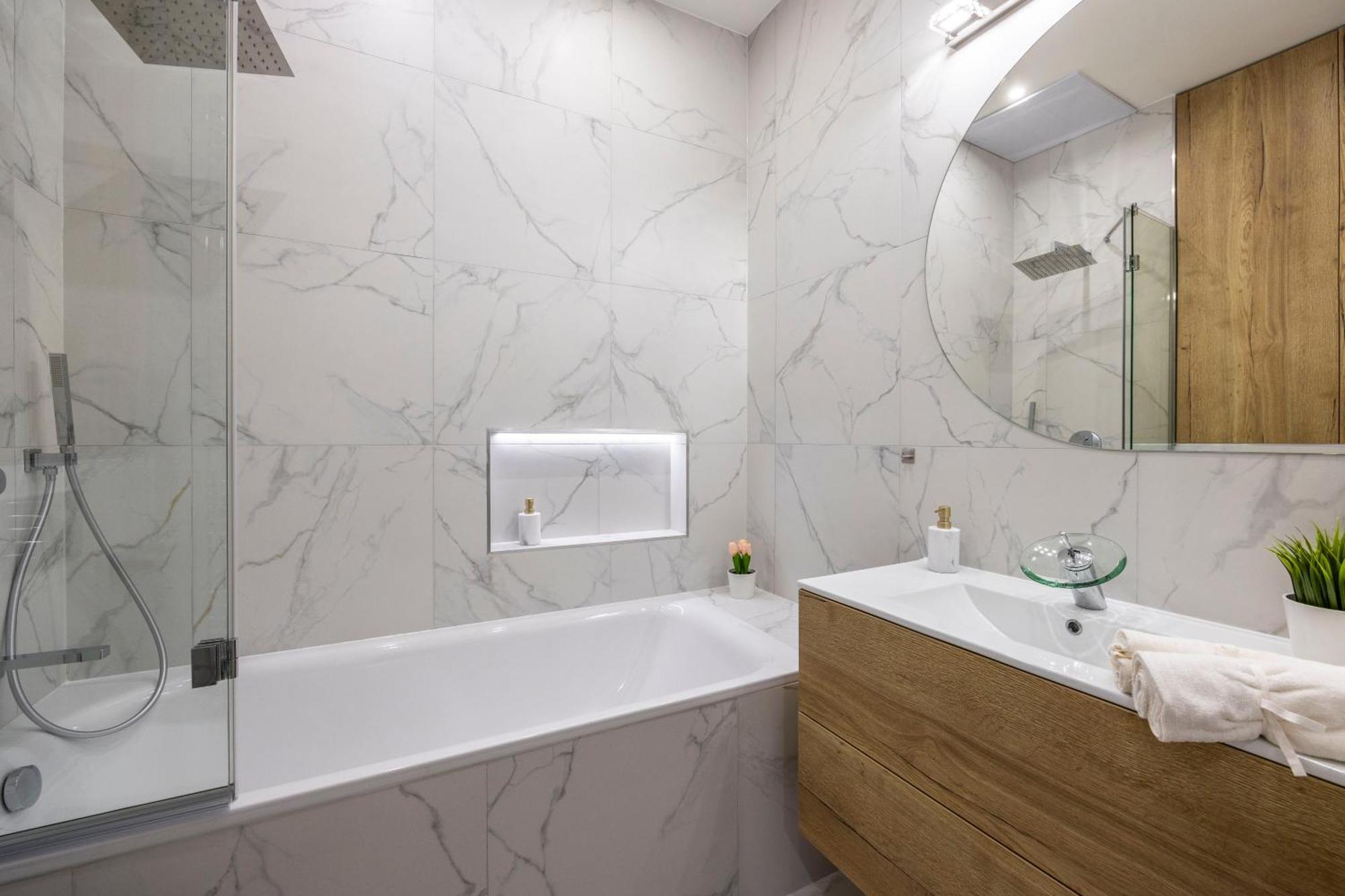 Luxurious Central 4Bedrm 3Bathrm Residence W/ Balcony Budapeşte Dış mekan fotoğraf