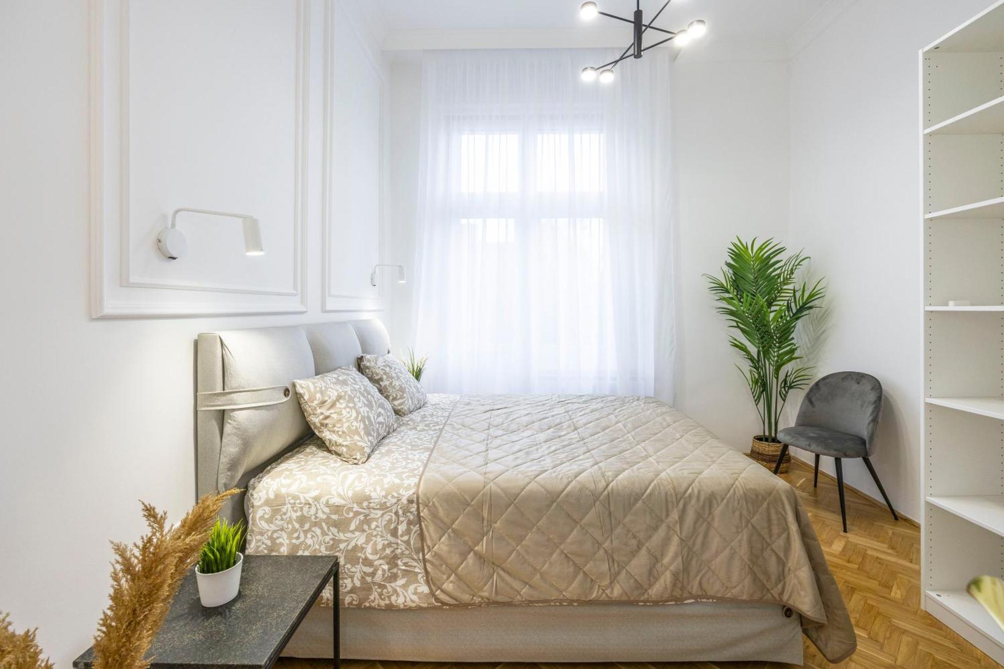Luxurious Central 4Bedrm 3Bathrm Residence W/ Balcony Budapeşte Dış mekan fotoğraf