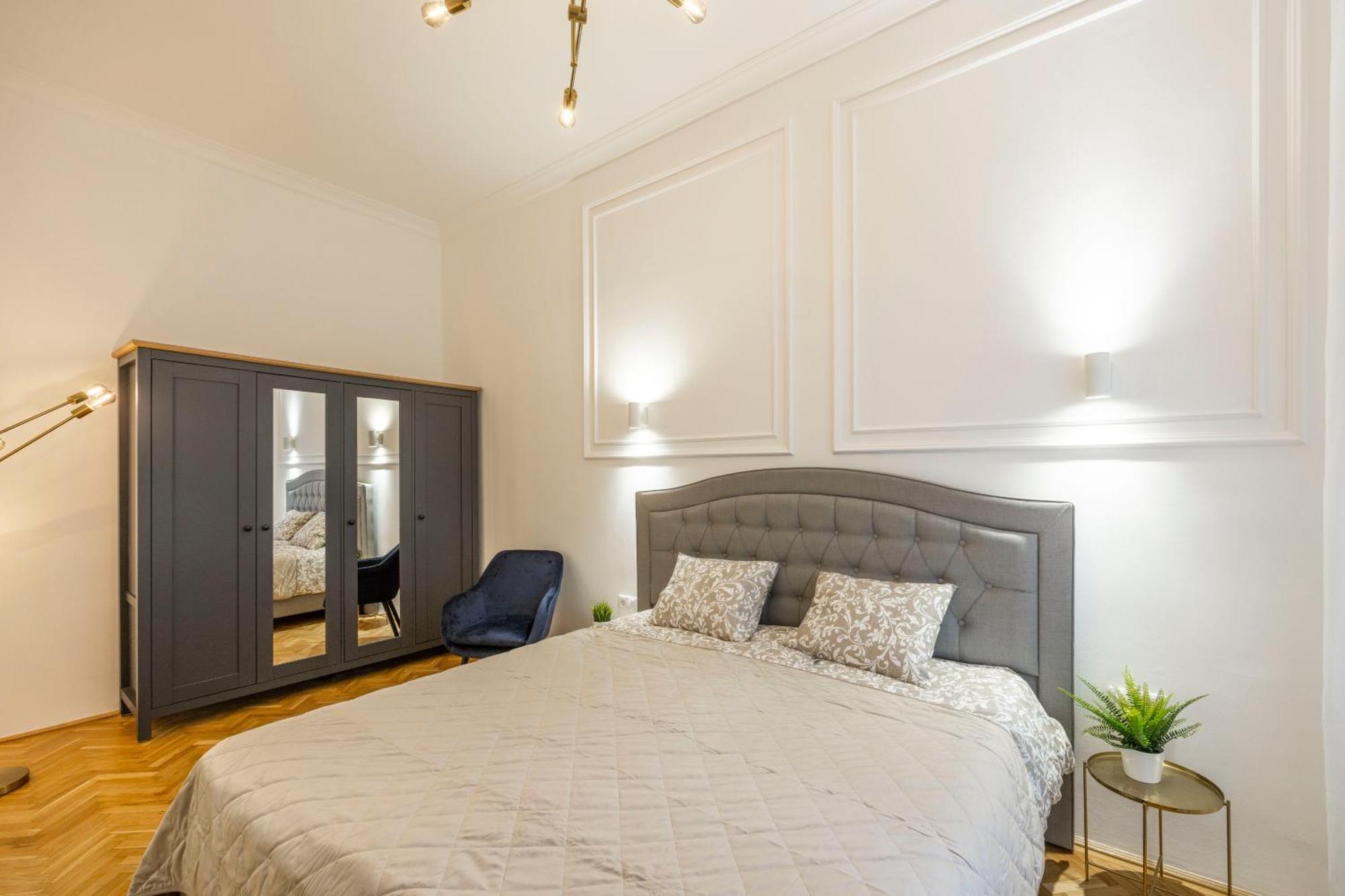 Luxurious Central 4Bedrm 3Bathrm Residence W/ Balcony Budapeşte Dış mekan fotoğraf
